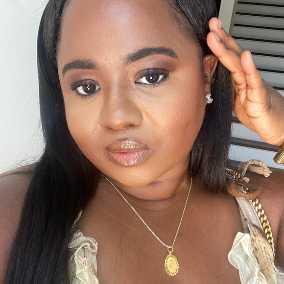 Meet your Posher, Anne - Picture 1 of 1